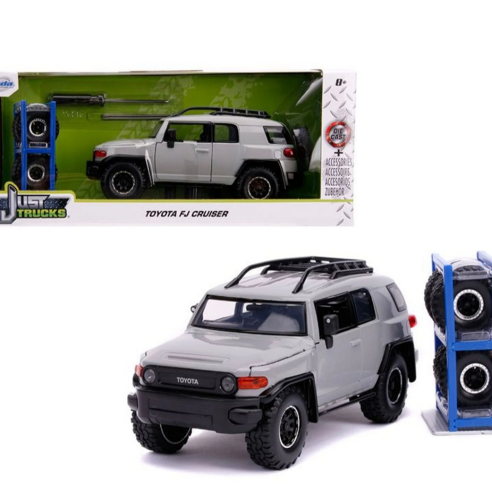 Jada truck Toyota FJ Cruiser 1.24 die cast
